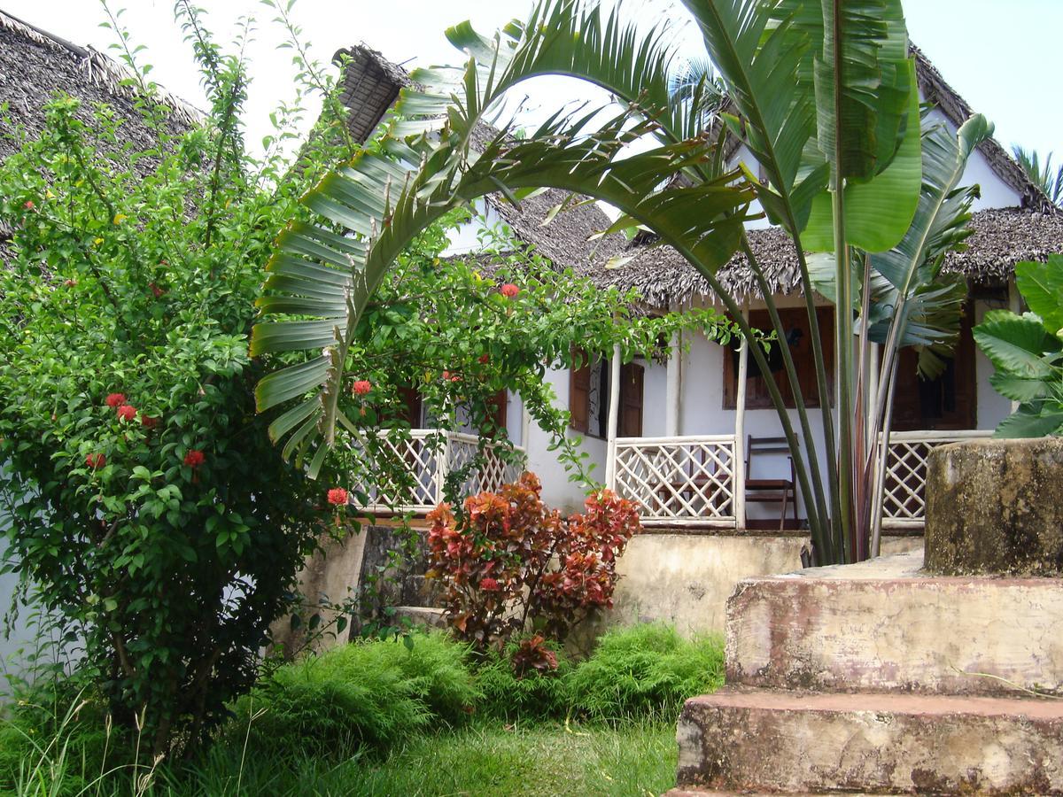 Hotel La Caravelle Ambatoloaka  Exterior foto